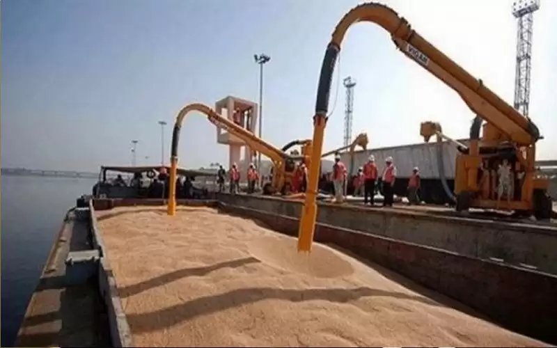 موانئ العقبة تستقبل 50 ألف طن