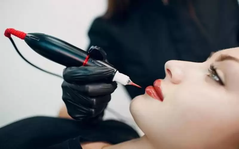 أهم الاتجاهات التجميلية لعام 2022