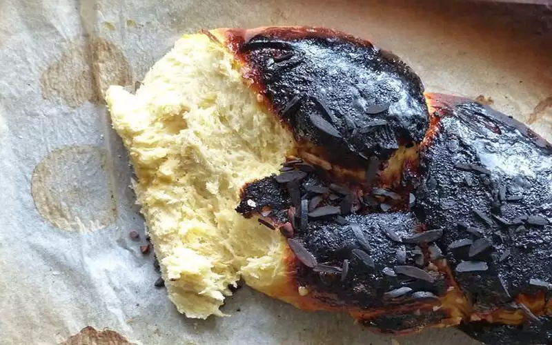 تأثير صادم لتناول الخبز المحروق.. لن