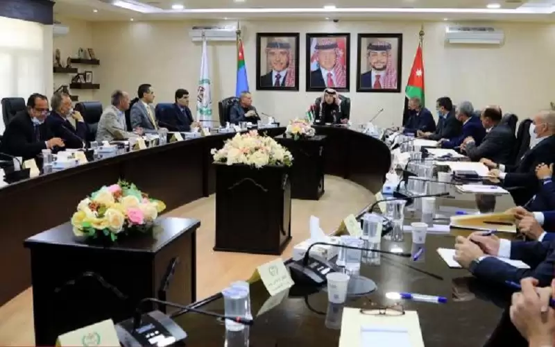 الفراية: تجربة وطنية قيمة للحكام الإداريين