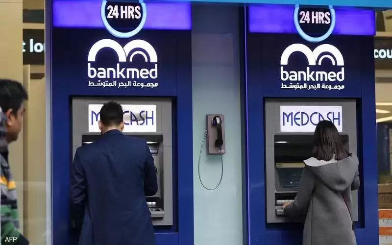 لبنان: مخاوف من أزمة سيولة وإغلاق