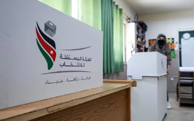 1200 محام يشاركون في الرقابة على