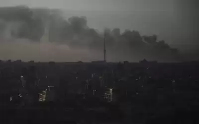 أوكرانيا تقول إن إلقاء السلاح والاستسلام