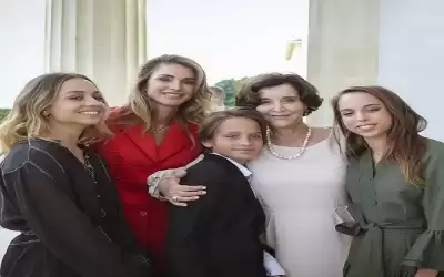 الملكة رانيا: لأمي ولكل الأمهات ..