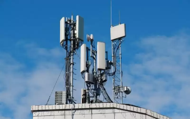 اتفاق ترخيص 5G مع شركات الاتصالات
