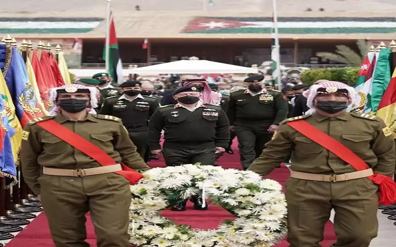 الملك وولي العهد يزوران الصرح التذكاري