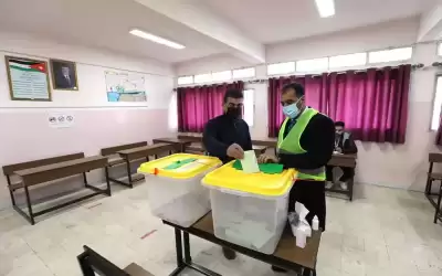 أعداد المقترعين في الساعة الأولى من