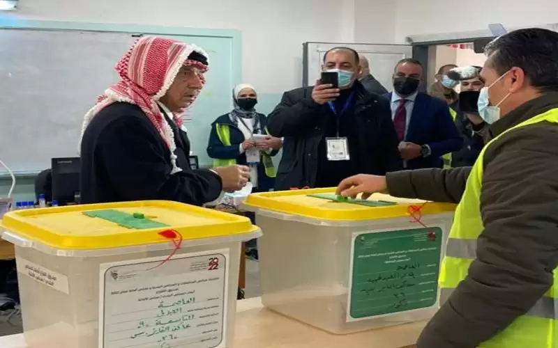 كريشان يدلي بصوته ويدعو لاعتباره يوم