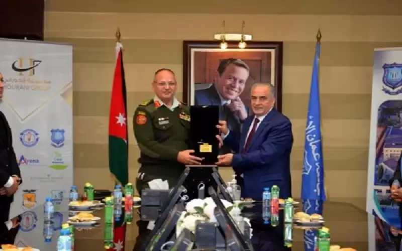 مذكرة تفاهم بين عمان الأهلية والمركز