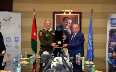 مذكرة تفاهم بين عمان الأهلية والمركز