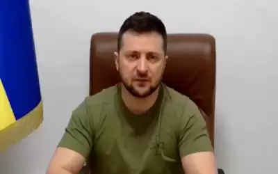 زيلينسكي يحث اليابان على زيادة الضغط