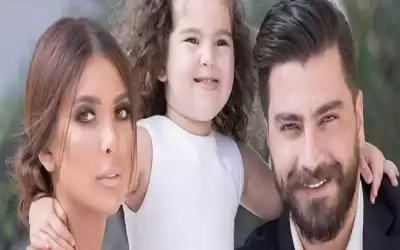 بعد إعلان طلاقهما .. زوجة معتصم