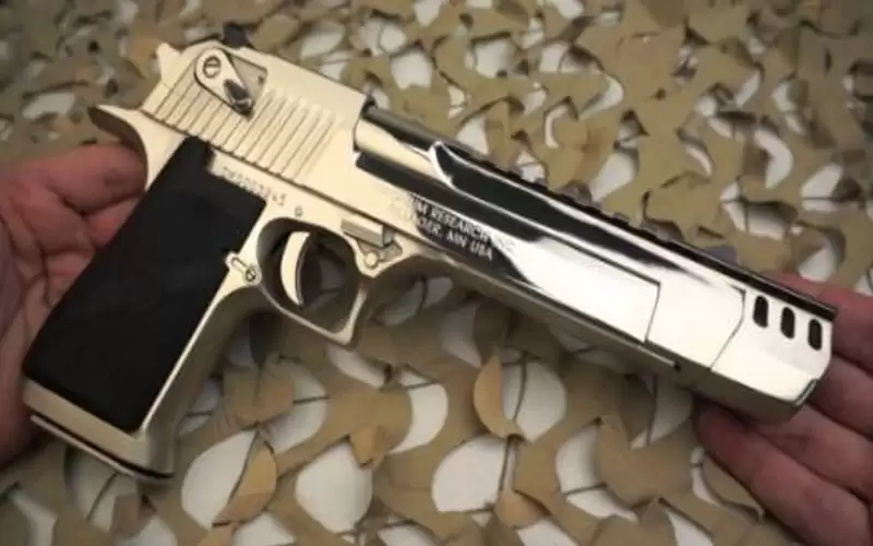 انتحار طبيب سوري بطلق ناري من