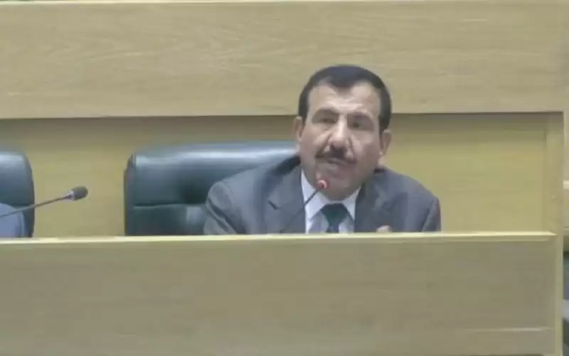 الخلايلة يدعو للحفاظ على مقاعد المحافظات