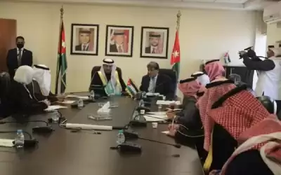 وزير النقل يؤكد أهمية الربط السككي