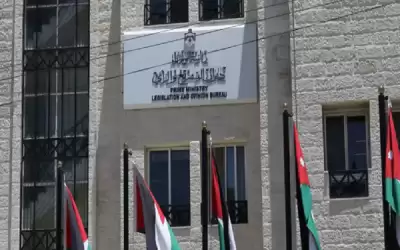 الحمود إلى التقاعد وعبده رئيسا للتشريع