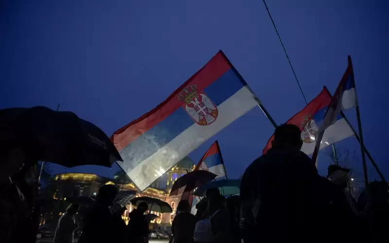 انتخابات في صربيا تهيمن عليها الحرب
