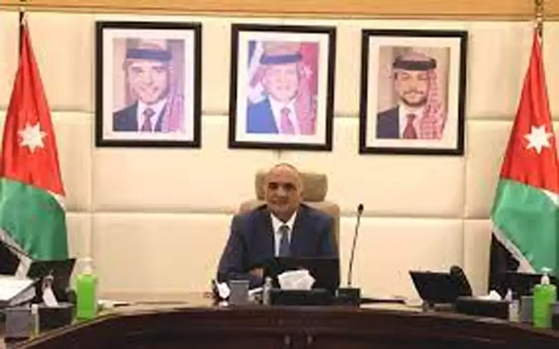 الحكومة تعيد النظر في الكفالة البنكية
