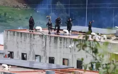 مقتل 12 سجينا في أعمال عنف