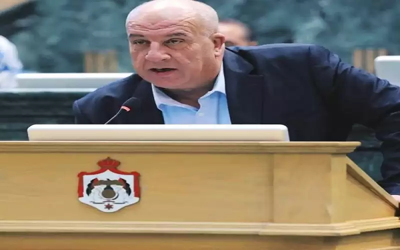 النواب يقبل استقالة النائب رائد رباع