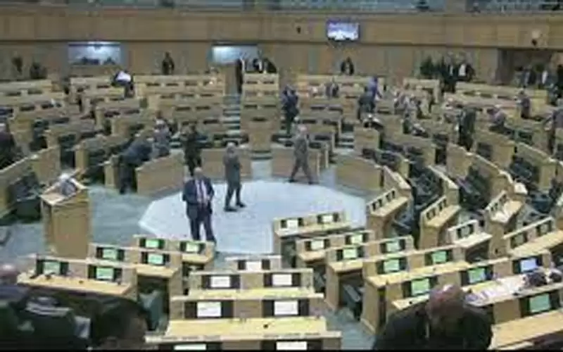 نواب يستنكرون اعتقالات الاحتلال لنواب المجلس