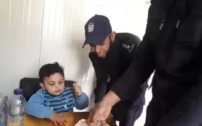 طفل غزة التائه.. مشوار الشهادة يبدأ