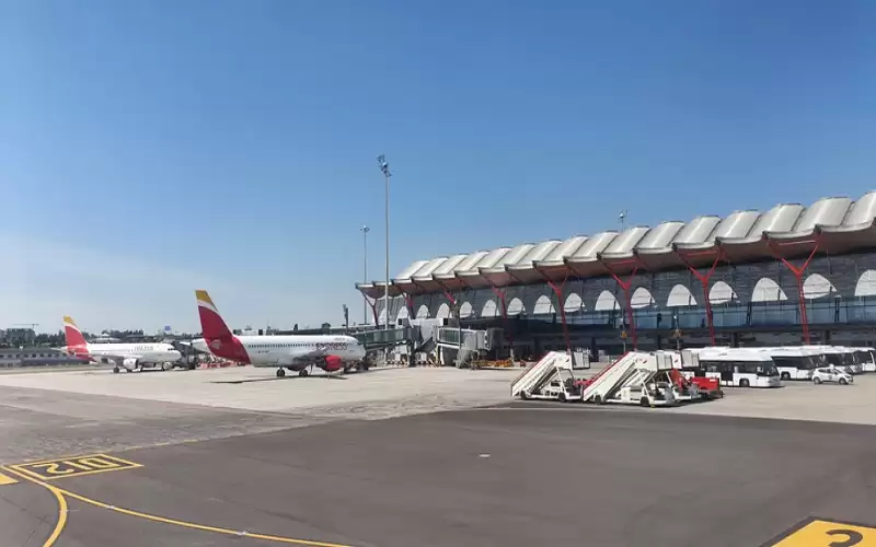 إسبانيا تطرد نحو 25 دبلوماسيا روسيا