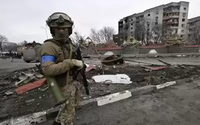 جنود أوكرانيون يتلقون تدريبا في الولايات