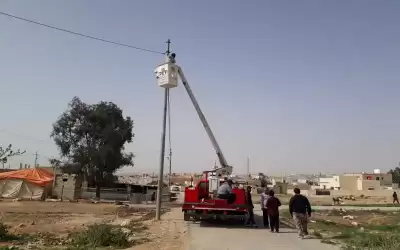 اعادة تاهيل لوحات إنارة الشوارع في