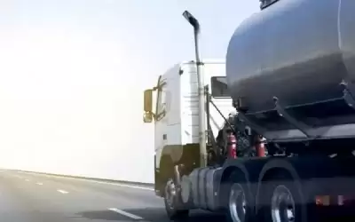 وصول 300 صهريج نفط إلى الحدود
