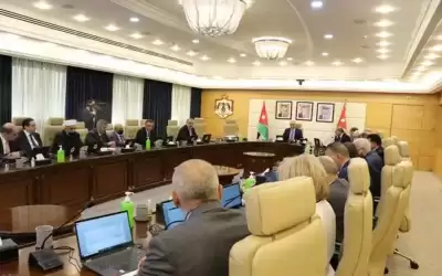الخصاونة يدعو أن يمن الله على