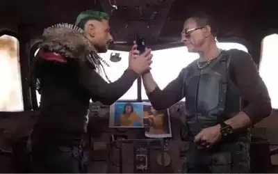 فان دام يحذف جميع صوره مع