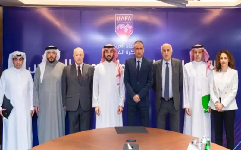 الاتحاد العربي لكرة القدم يعلن استمرار