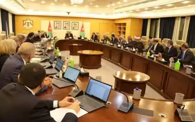 الحكومة: رقم قياسي من العملات الاجنبية