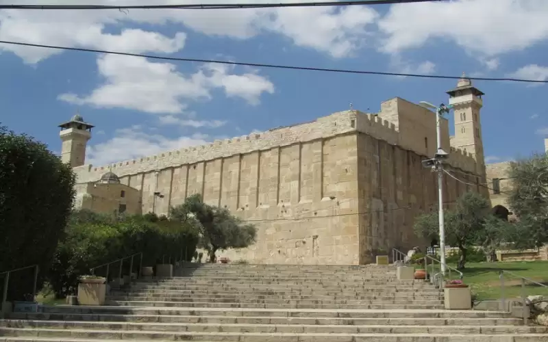 الاحتلال الإسرائيلي يغلق الحرم الإبراهيمي في