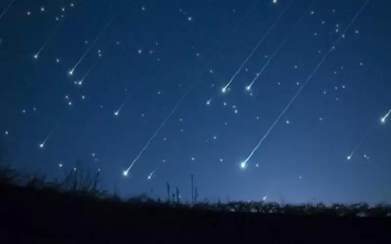 زخة شهب تزين سماء الأردن الجمعة