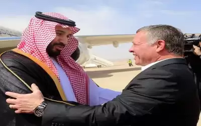 ولي العهد السعودي يطمئن هاتفيا على