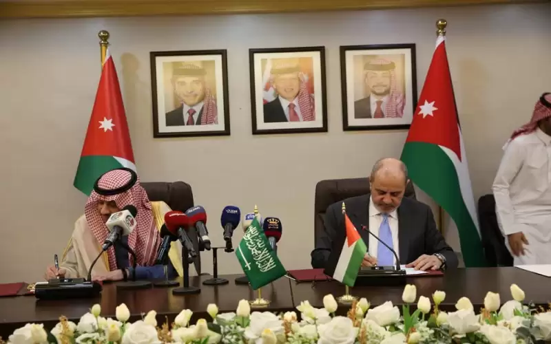 السعودية تحول الشريحة الرابعة لمنحة دعم
