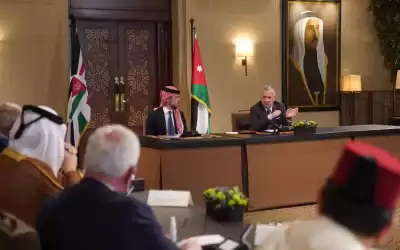 الملك: أهمية توحيد الجهود العربية لوقف