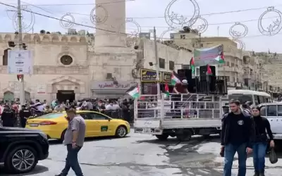 مسيرة جماهيرية من المسجد الحسيني نصرة
