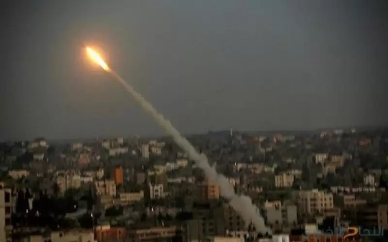 إطلاق قذيفة صاروخية من غزة بإتجاه