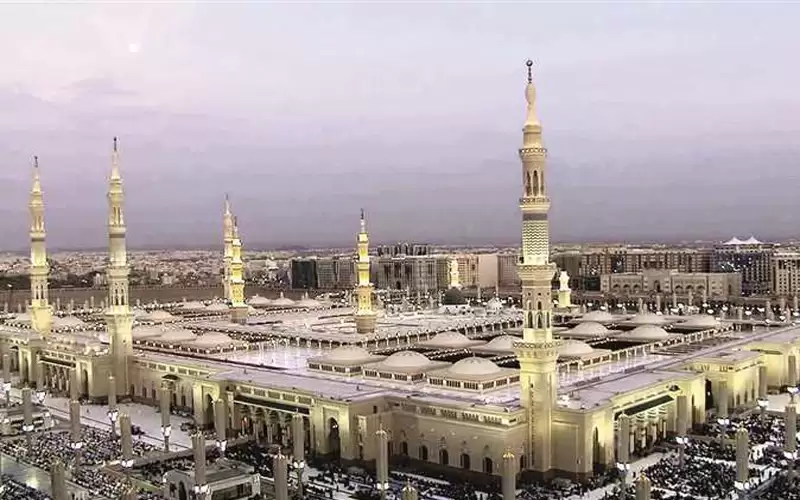 أكثر من 14 مليون مصل بالمسجد