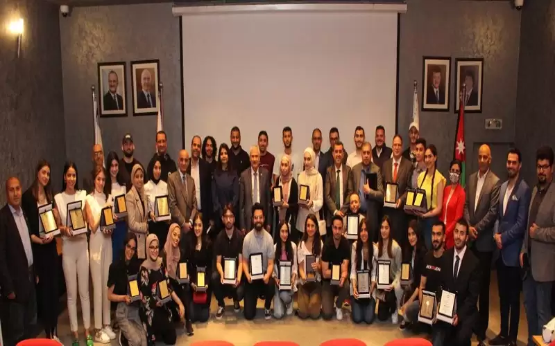 الأميرة سمية للتكنولوجيا تكرم طلبتها الفائزين