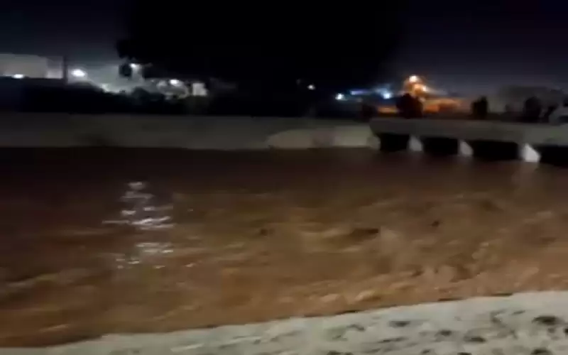 متر ونصف ارتفاع مياه السيل القادم