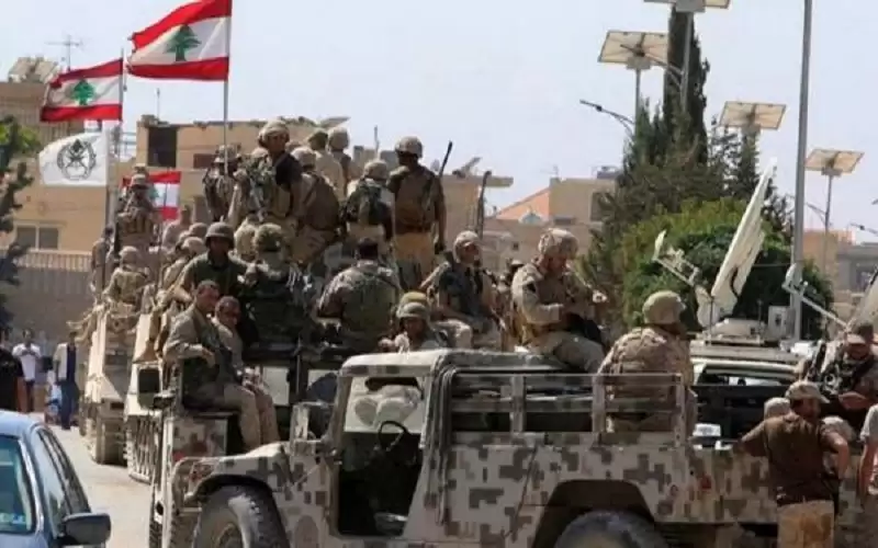 إطلاق نار كثيف وتعزيزات للجيش في