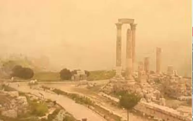 أجواء مغبرة وغير مستقرة في معظم