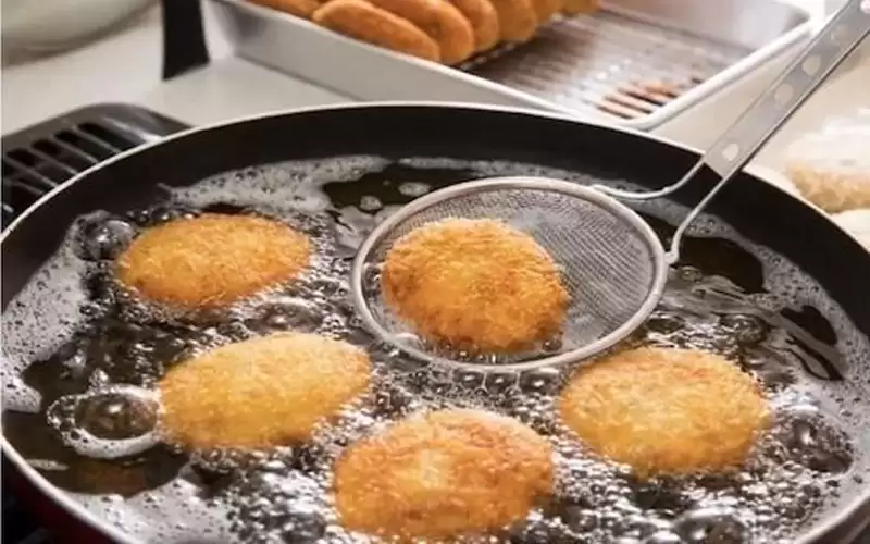 الصحة: قلي الطعام يؤثر سلبا على