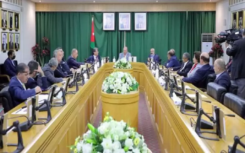 وزير النقل: 300 مليون دينار تكلفة