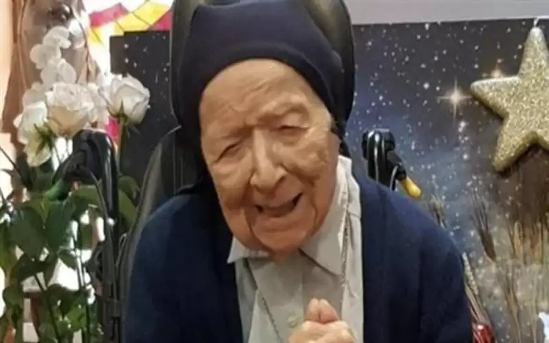 أكبر معمرة على قيد الحياة تتطلع