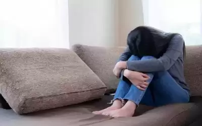 الفرق بين الاكتئاب والكآبة